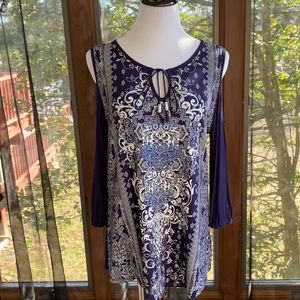 B.L.E.U. Cold shoulder tunic top